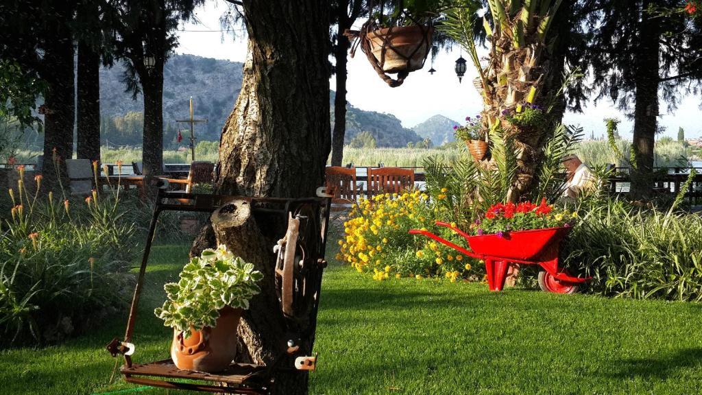 Hotel Happy Caretta Dalyan Exterior foto