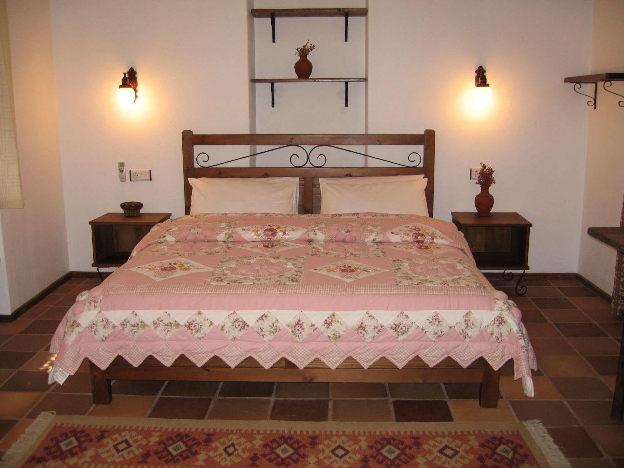 Hotel Happy Caretta Dalyan Exterior foto
